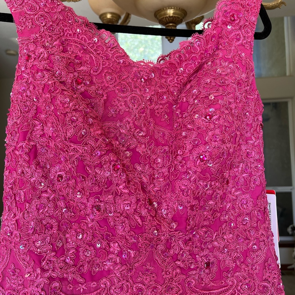 Beautiful formal long bright fucsia colored dress by JJs House. NWT.